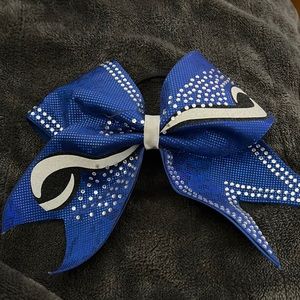 Blue cheer bow